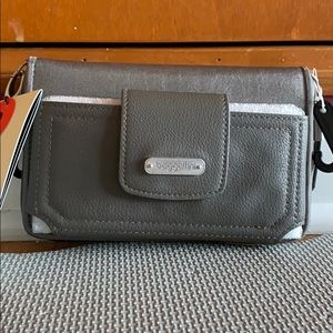 Double Zip Wristlet